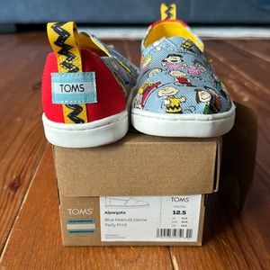 Tom’s Peanut themed NIB NWT